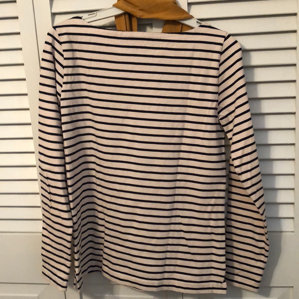 Ladies tee - Picture 2 of 3